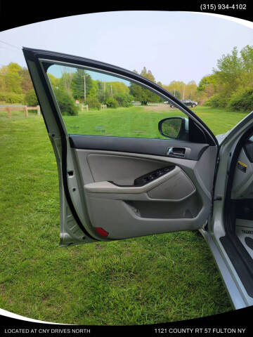 2011 Kia Optima EX Turbo