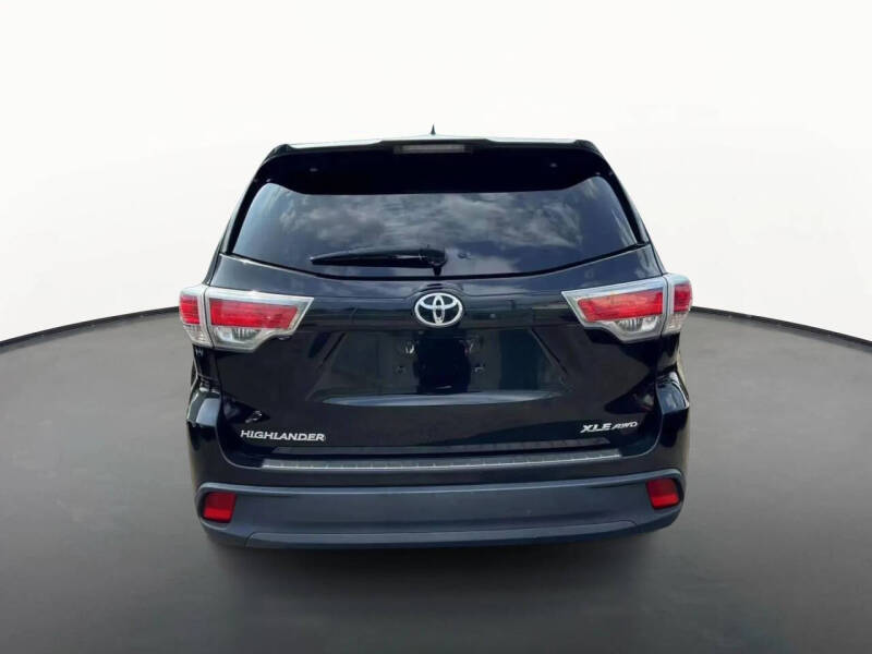 2016 Toyota Highlander XLE