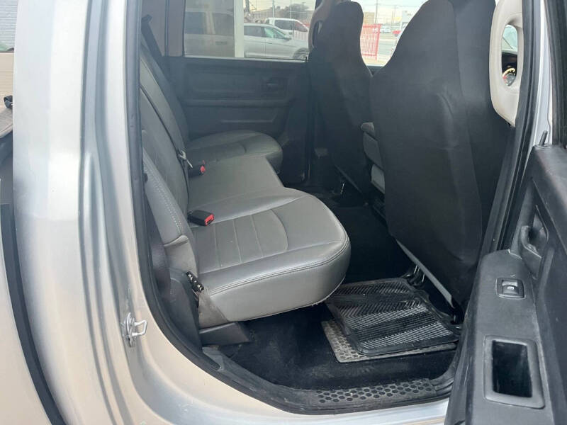 2017 RAM 1500 Express