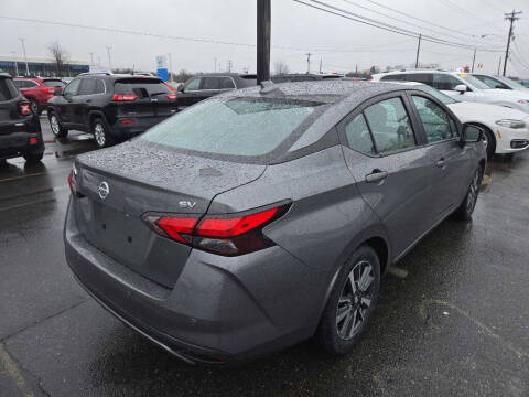2021 Nissan Versa SV