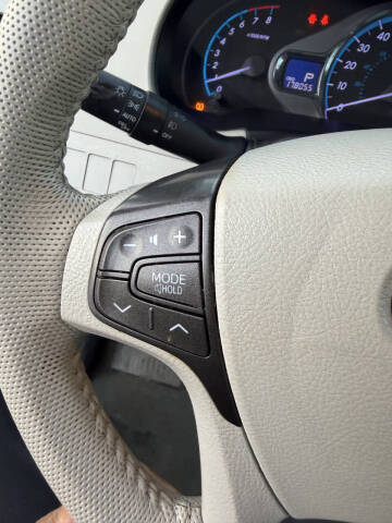 2014 Toyota Sienna XLE 7-Passenger