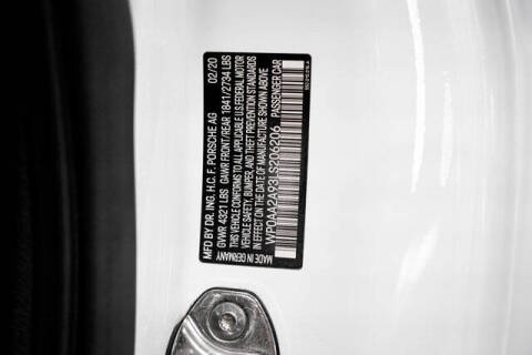 2020 Porsche 911 Carrera