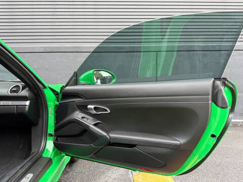 2023 Porsche 718 Cayman S