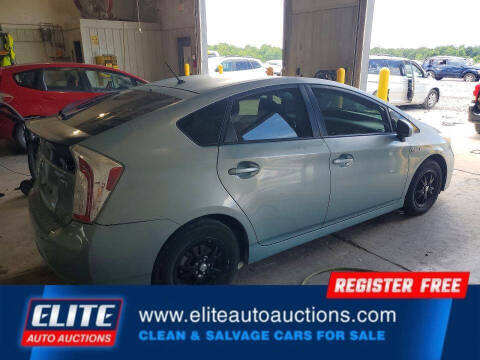 2015 Toyota Prius Two