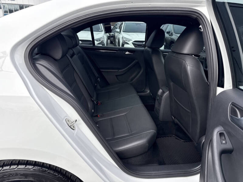 2018 Volkswagen Jetta 1.8T SE Sport