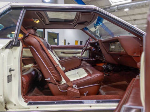 1977 Lincoln Mark V
