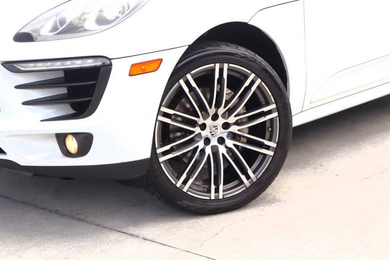 2017 Porsche Macan S