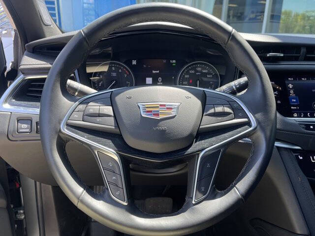 2025 Cadillac XT5 Premium Luxury