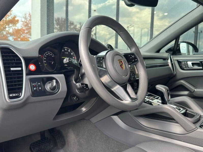 2022 Porsche Cayenne