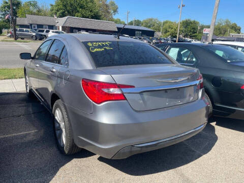 2013 Chrysler 200 Touring
