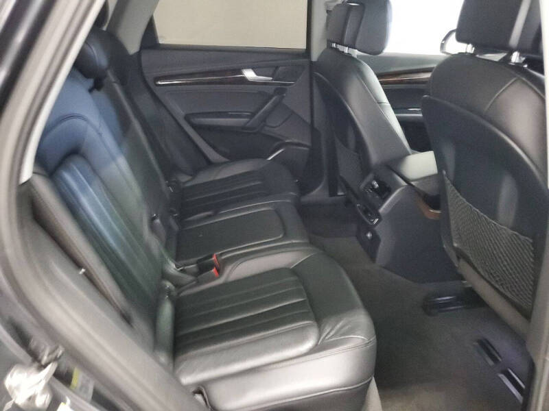 2018 Audi Q5 2.0T quattro Premium Plus