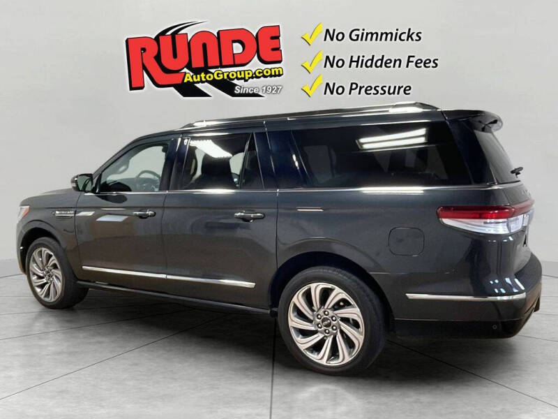 2023 Lincoln Navigator L Reserve