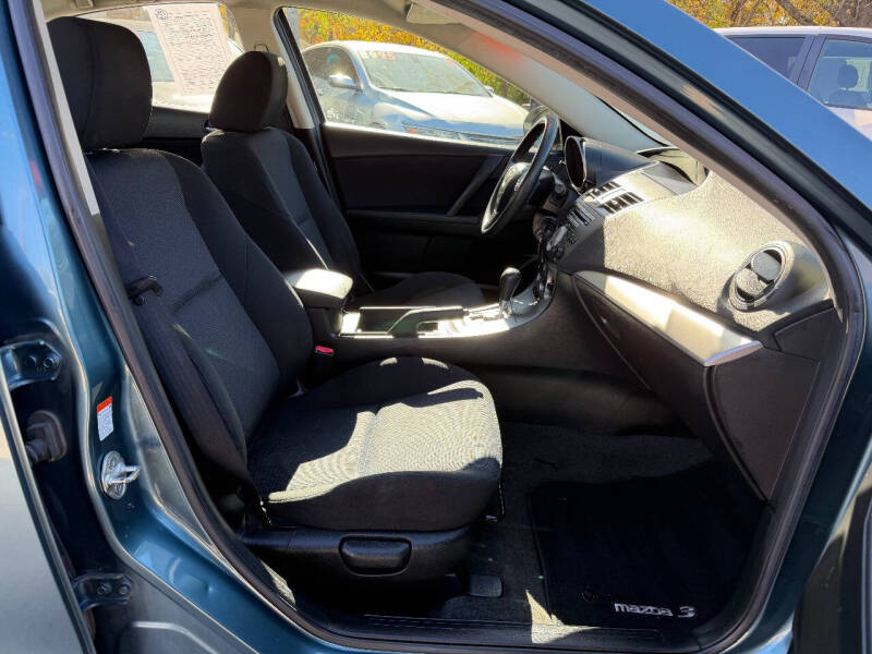 2010 Mazda MAZDA3 i Touring