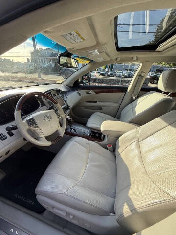 2011 Toyota Avalon