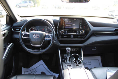 2022 Toyota Highlander XSE