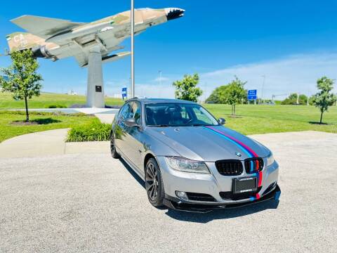 2011 BMW 3 Series for sale at Airport Motors of St Francis LLC in Saint Francis WI