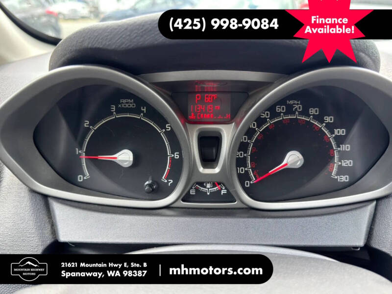 2013 Ford Fiesta SE