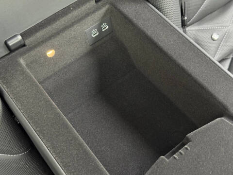 2024 BMW 7 Series 740i