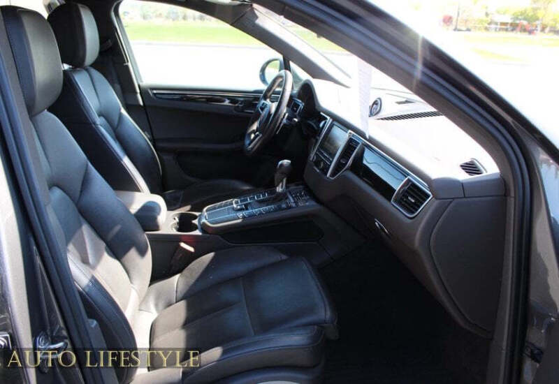 2015 Porsche Macan S