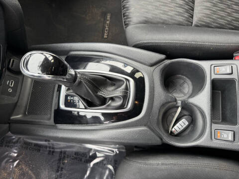 2018 Nissan Rogue SV