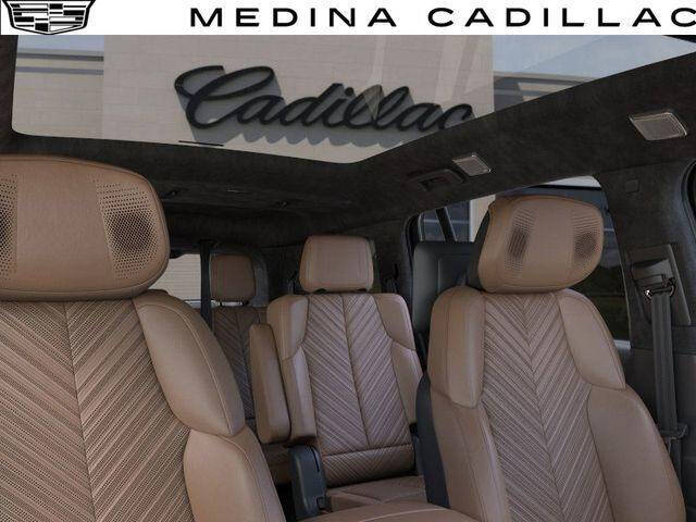 2025 Cadillac Escalade IQ Luxury 2