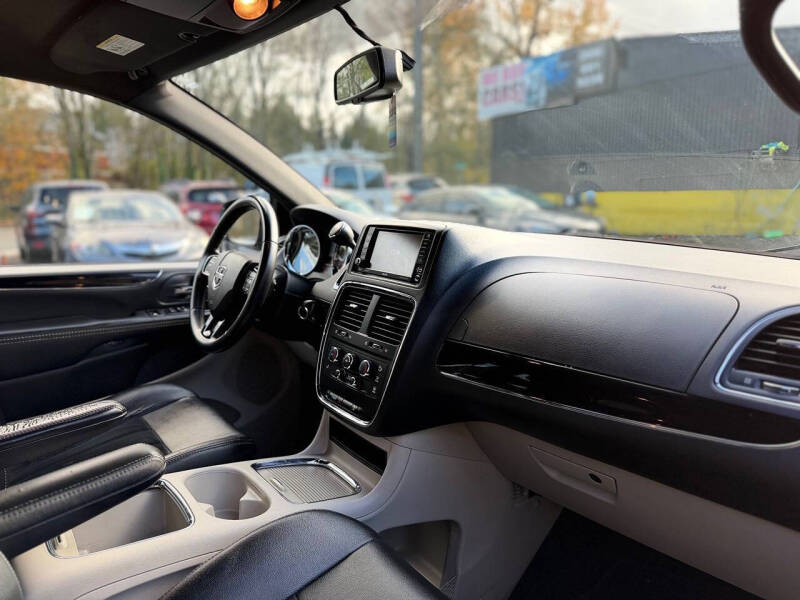 2017 Dodge Grand Caravan SXT