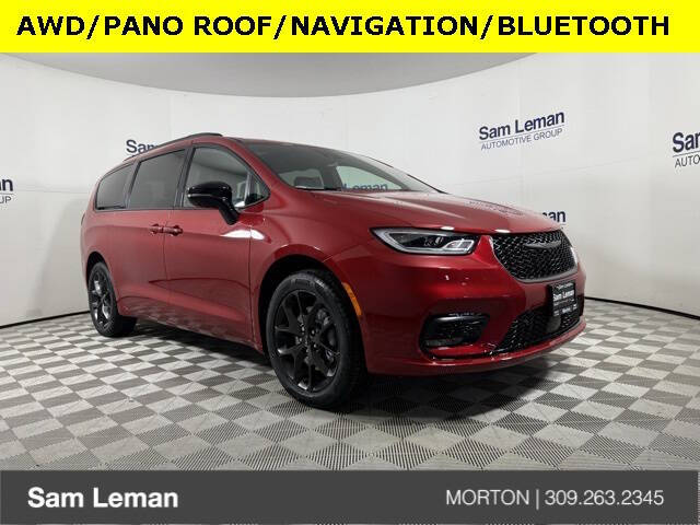 2025 Chrysler Pacifica for sale at Sam Leman CDJRF Morton in Morton IL