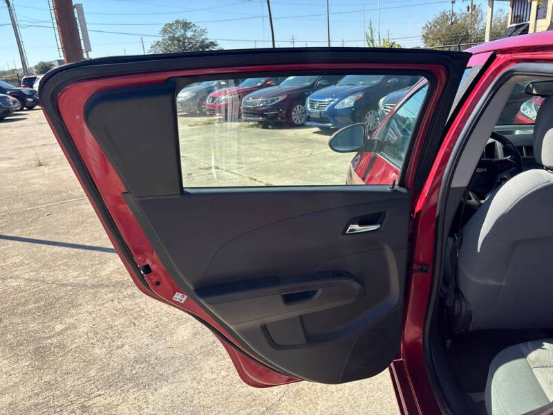 2015 Chevrolet Sonic LT Auto