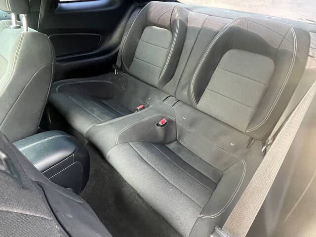 2017 Ford Mustang V6