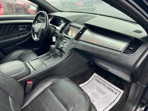 2014 Ford Taurus SEL