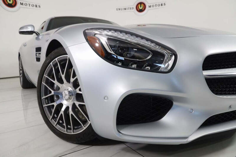 2017 Mercedes-Benz AMG GT
