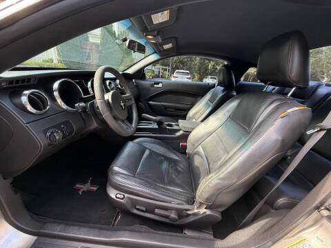 2008 Ford Mustang V6 Deluxe
