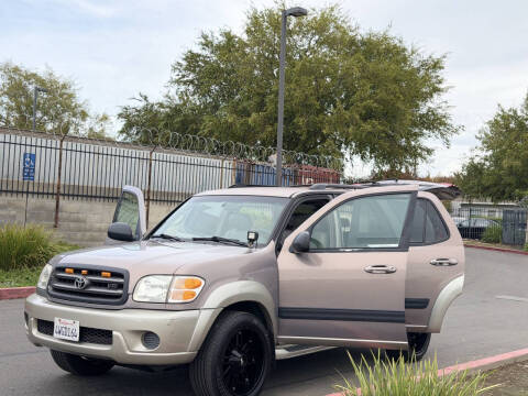 2002 Toyota Sequoia SR5