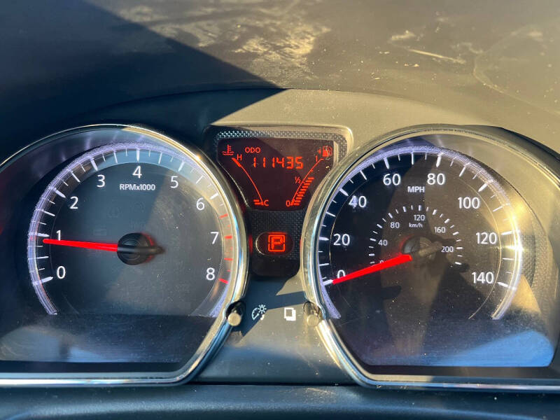 2012 Nissan Versa 1.6 SV