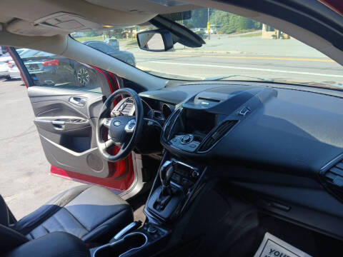 2016 Ford Escape Titanium