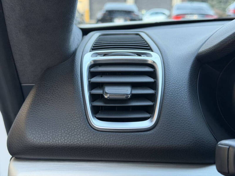 2016 Porsche Cayman GT4