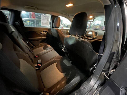 2014 Jeep Cherokee Sport