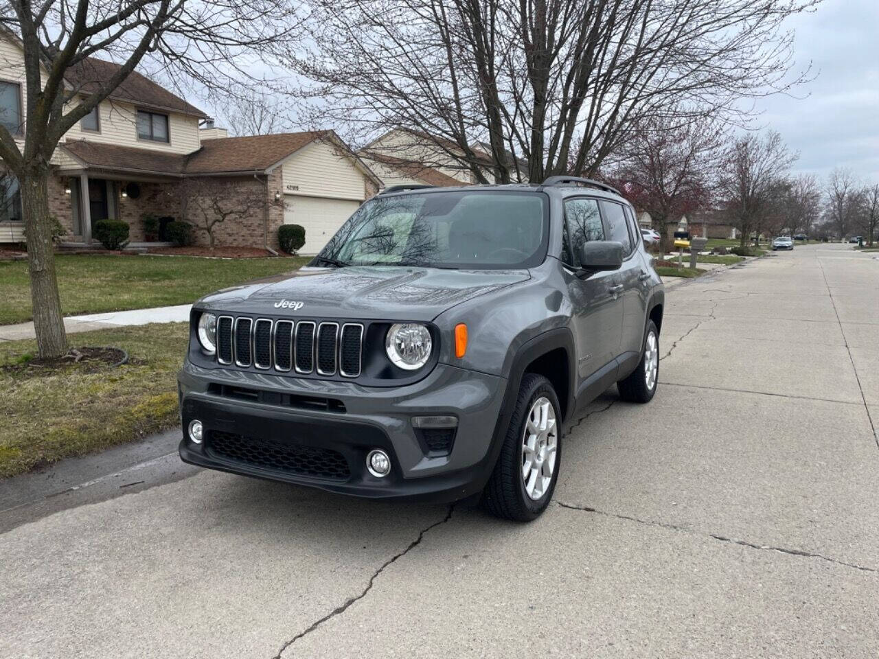 2020 Jeep Renegade for sale at ZAKS AUTO INC in Detroit, MI