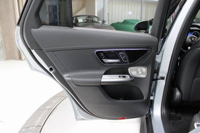 2024 Mercedes-Benz GLC GLC 300