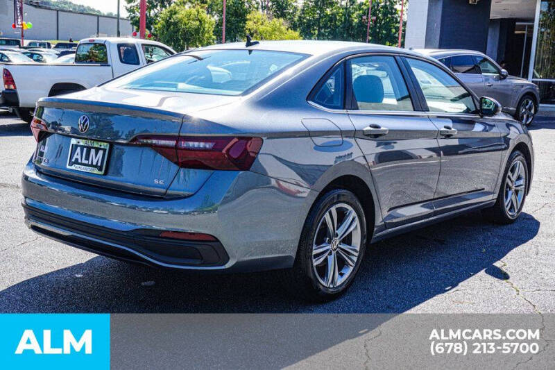 2024 Volkswagen Jetta SE