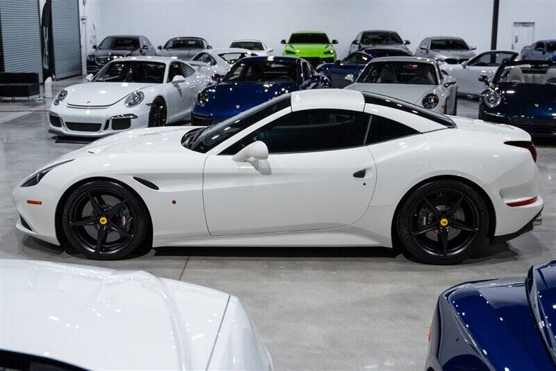 2016 Ferrari California T