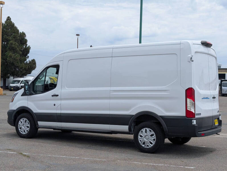 2023 Ford E-Transit