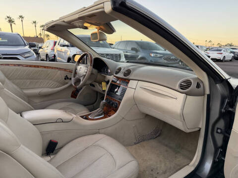 2005 Mercedes-Benz CLK CLK 320