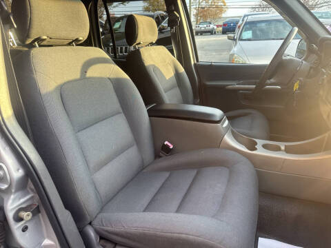 2002 Ford Explorer Sport Trac Value