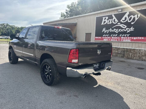 2015 RAM 1500 SLT