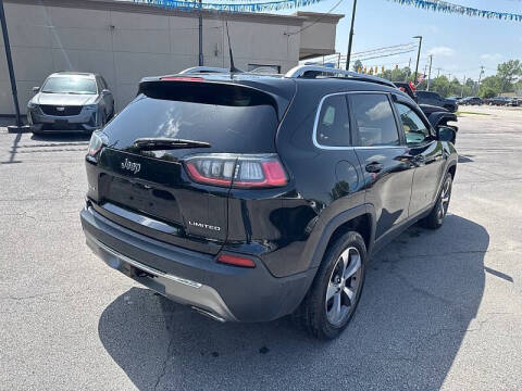 2019 Jeep Cherokee