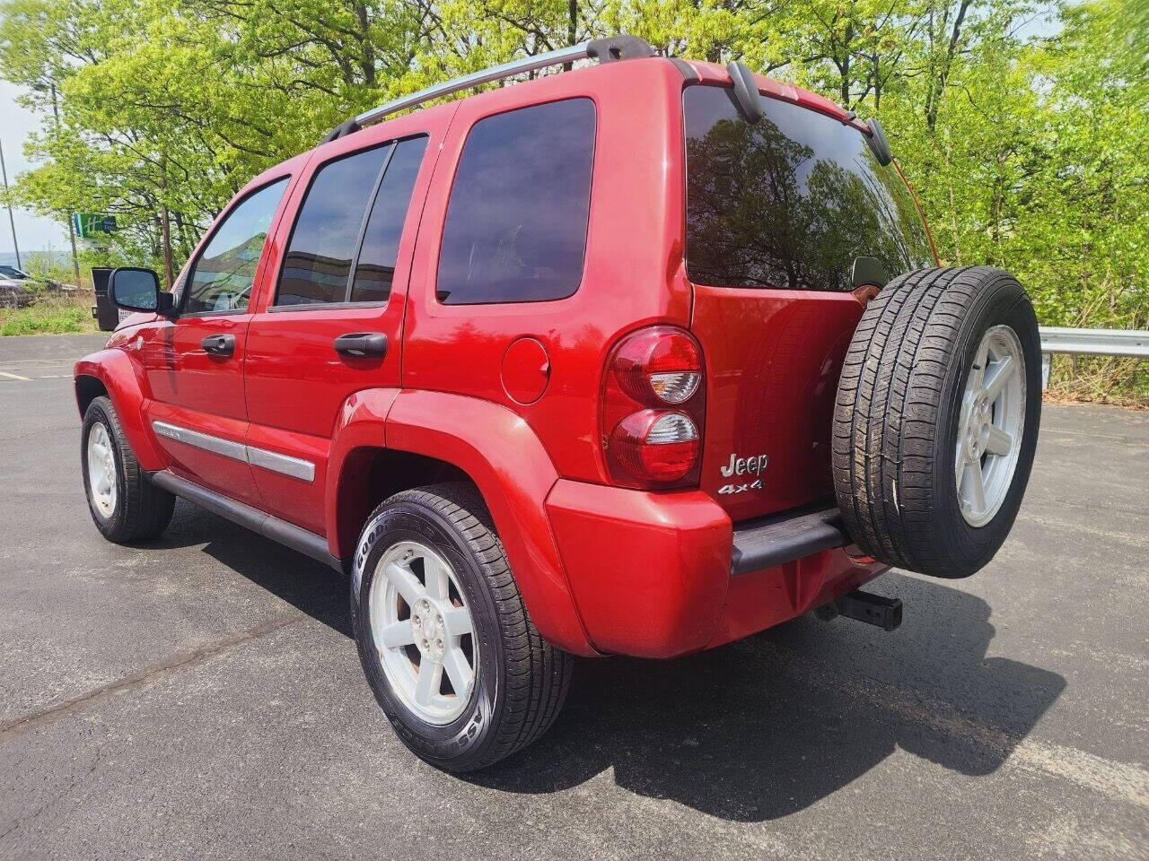 2005 Jeep Liberty for sale at Commonwealth Motors LLC in Moosic, PA