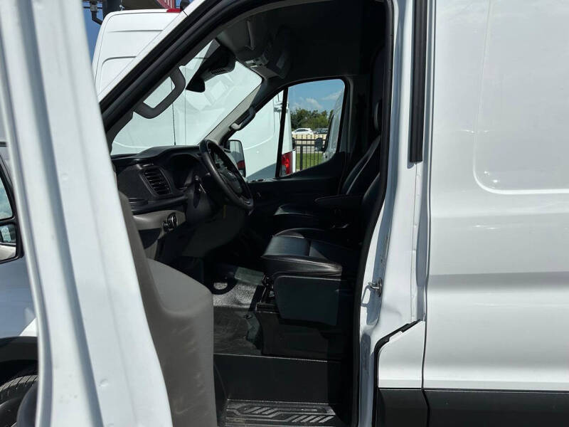 2023 Ford Transit 250