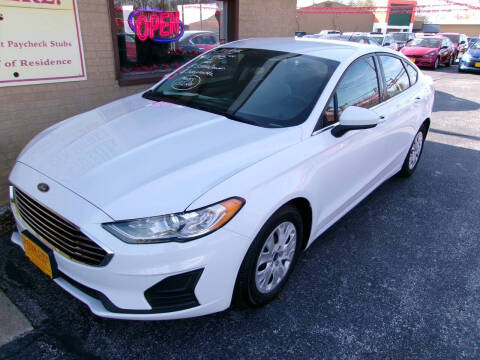 2019 Ford Fusion for sale at River City Auto Sales in Cottage Hills IL