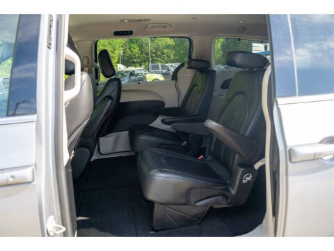 2020 Chrysler Pacifica Touring L